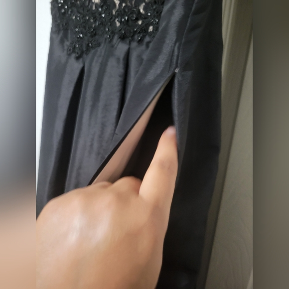 Black High Low Beaded Lace Size 12 Gown - Picture 6 of 13